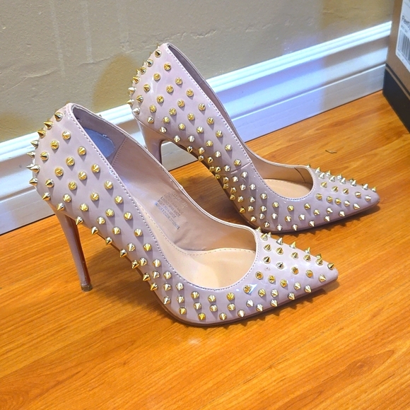 Miss Black Footwear - Picture 3 of 9